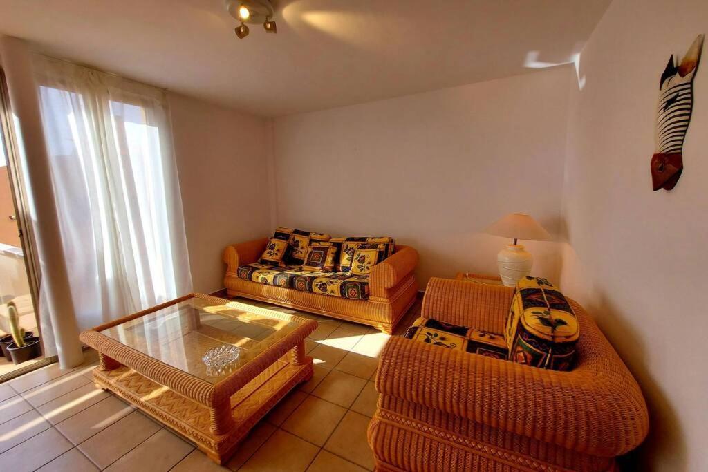 Amplio Apartamento En La Playa Del Esquinzo Jandia  Экстерьер фото