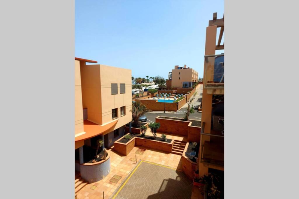 Amplio Apartamento En La Playa Del Esquinzo Jandia  Экстерьер фото